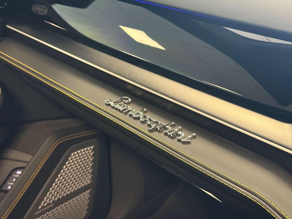 USED 2025 25 LAMBORGHINI URUS 4.0 Urus SE PHEV Auto 4WD 5dr LAMBO WARRANTY + SERVICE PACK