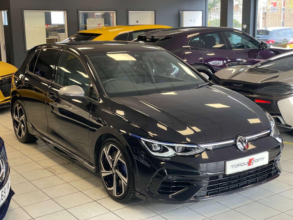 USED 2023 23 VOLKSWAGEN GOLF 2.0 Golf R TSi 4Motion Semi-Auto 4WD 5dr SH + LEATHER + HTD/COOL SEATS