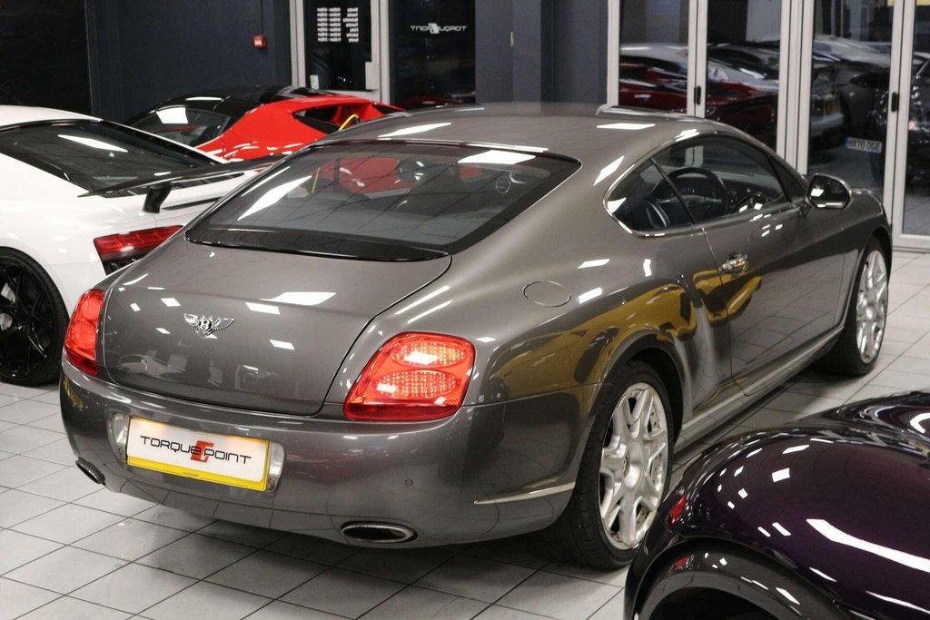 USED 2010 10 BENTLEY CONTINENTAL 6.0 Continental GT Auto 4WD 2dr FSH + MULLINER + REV.CAM