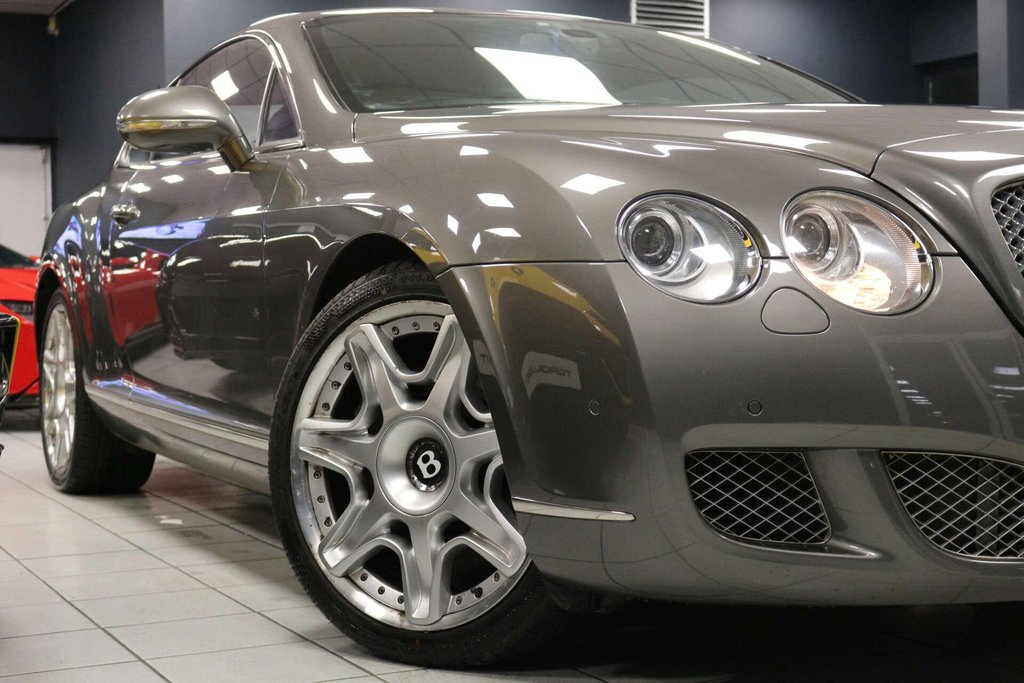 USED 2010 10 BENTLEY CONTINENTAL 6.0 Continental GT Auto 4WD 2dr FSH + MULLINER + REV.CAM