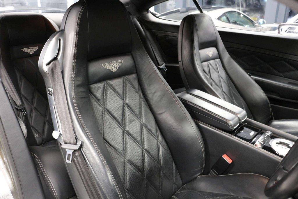USED 2010 10 BENTLEY CONTINENTAL 6.0 Continental GT Auto 4WD 2dr FSH + MULLINER + REV.CAM