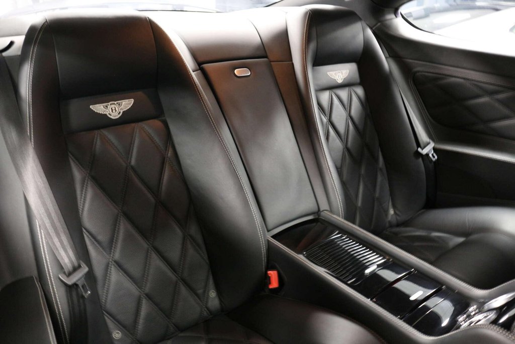 USED 2010 10 BENTLEY CONTINENTAL 6.0 Continental GT Auto 4WD 2dr FSH + MULLINER + REV.CAM