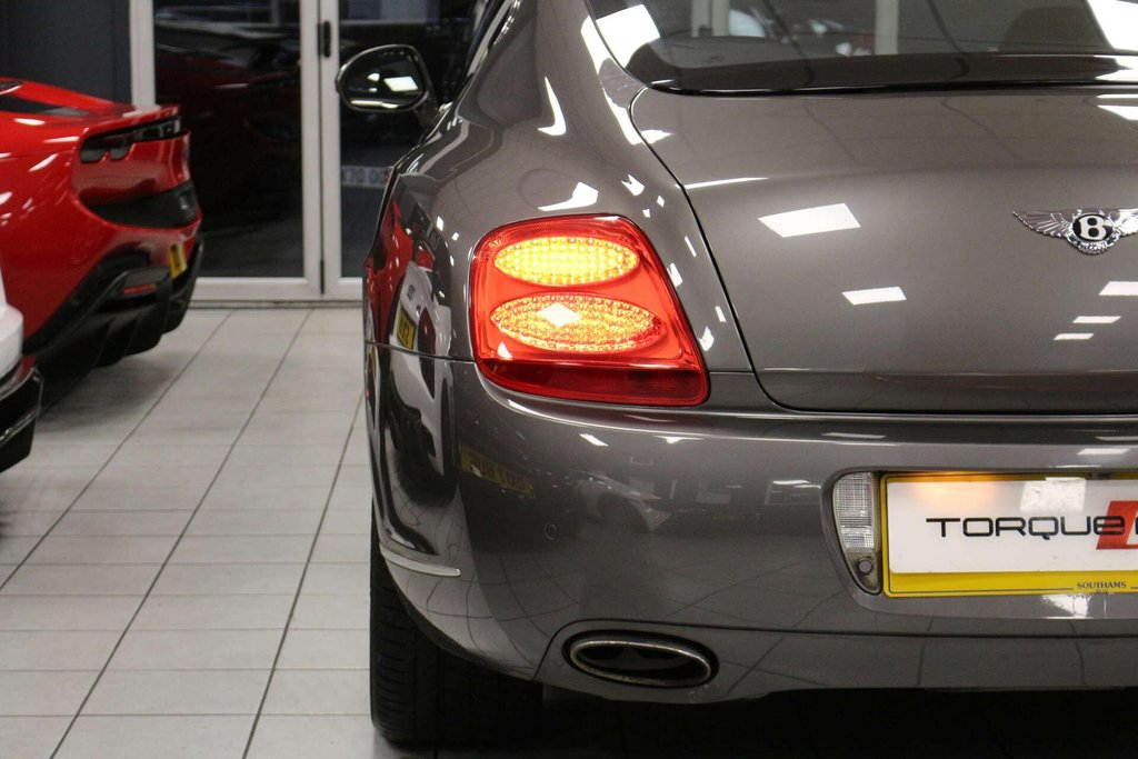 USED 2010 10 BENTLEY CONTINENTAL 6.0 Continental GT Auto 4WD 2dr FSH + MULLINER + REV.CAM