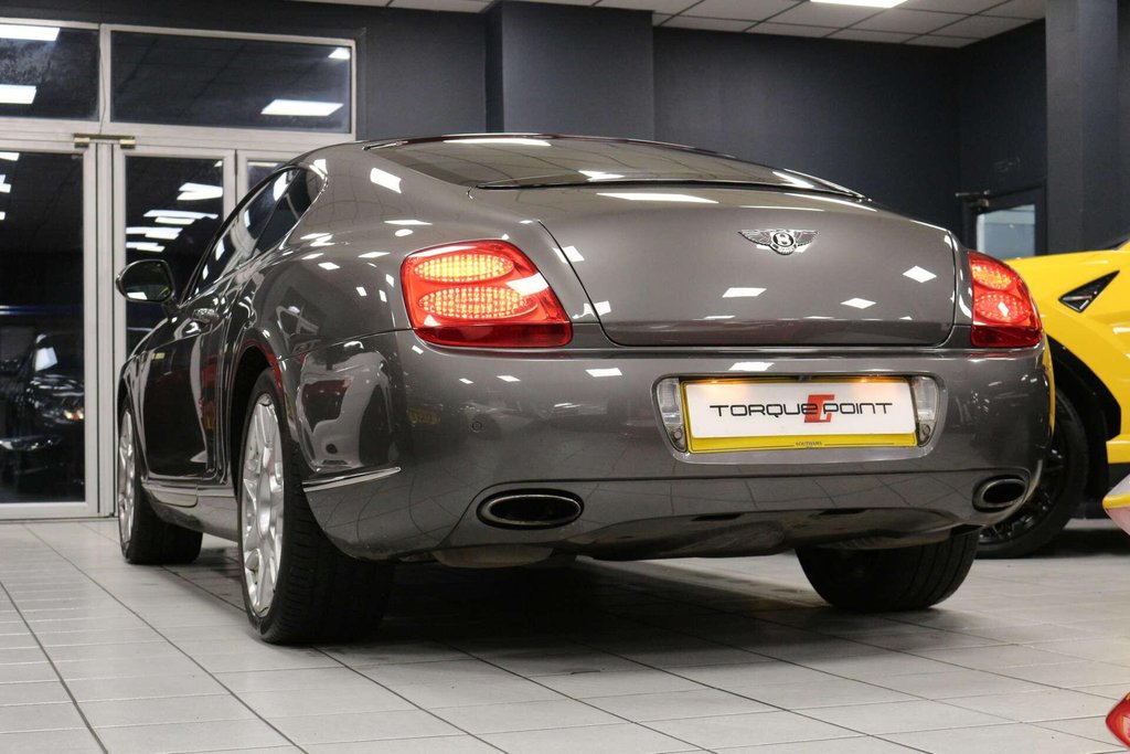 USED 2010 10 BENTLEY CONTINENTAL 6.0 Continental GT Auto 4WD 2dr FSH + MULLINER + REV.CAM