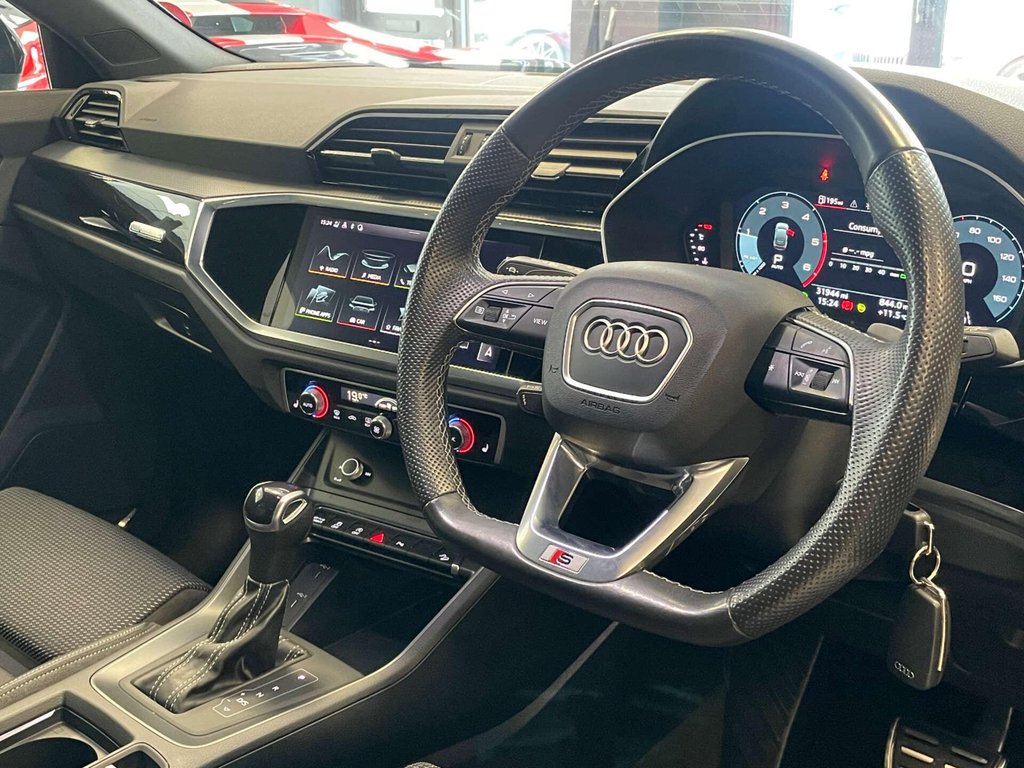 USED 2022 22 AUDI Q3 2.0 Q3 Sportback 35 TDI Black Edition Semi-Auto 5dr FDSH+ REV CAM + SONOS +1 OWNER