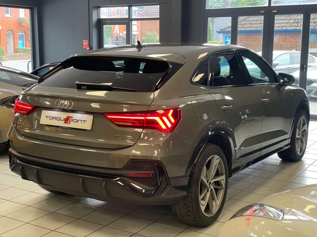 USED 2022 22 AUDI Q3 2.0 Q3 Sportback 35 TDI Black Edition Semi-Auto 5dr FDSH+ REV CAM + SONOS +1 OWNER