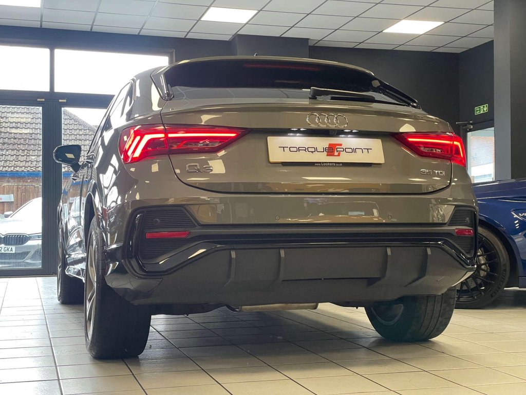 USED 2022 22 AUDI Q3 2.0 Q3 Sportback 35 TDI Black Edition Semi-Auto 5dr FDSH+ REV CAM + SONOS +1 OWNER