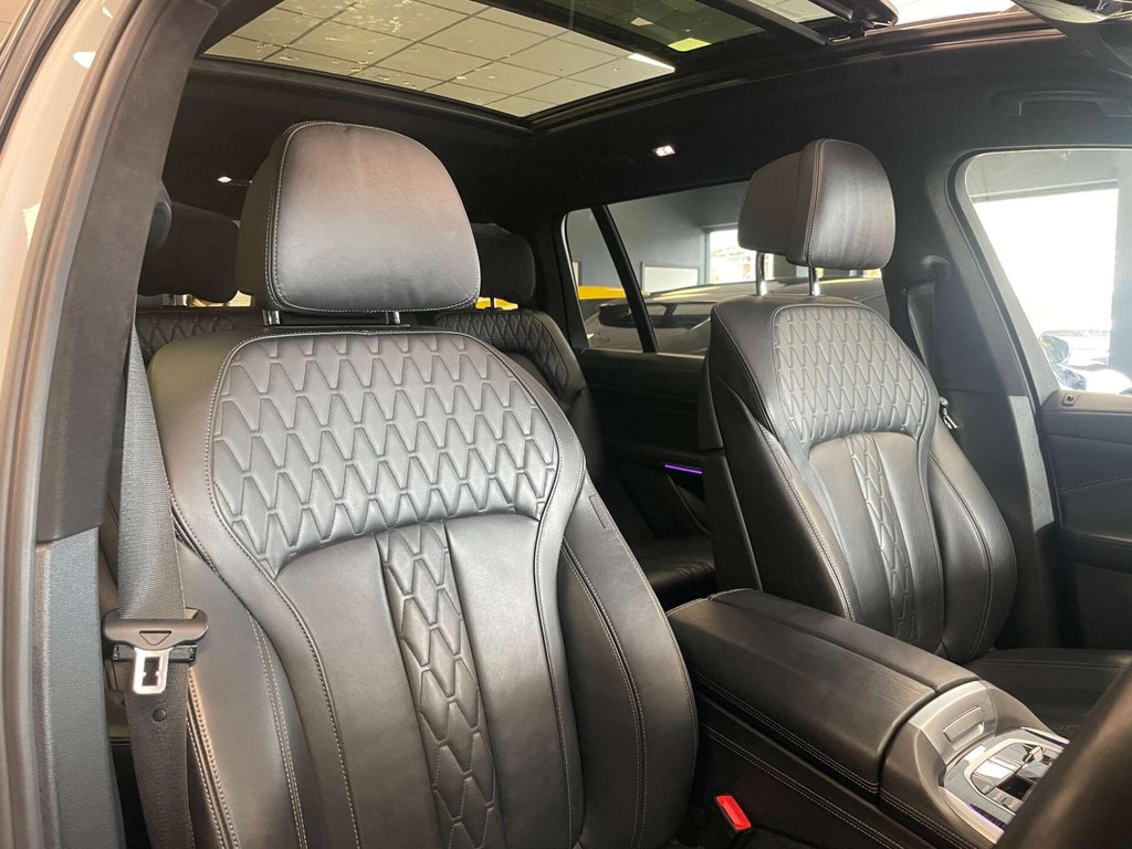 USED 2020 20 BMW X7 3.0 X7 xDrive 30d M Sport Auto 4WD 5dr FBMWSH + PAN ROOF + TECH PACK
