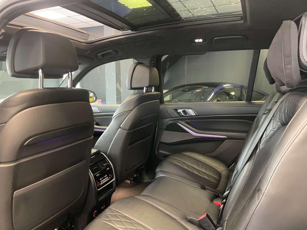 USED 2020 20 BMW X7 3.0 X7 xDrive 30d M Sport Auto 4WD 5dr FBMWSH + PAN ROOF + TECH PACK