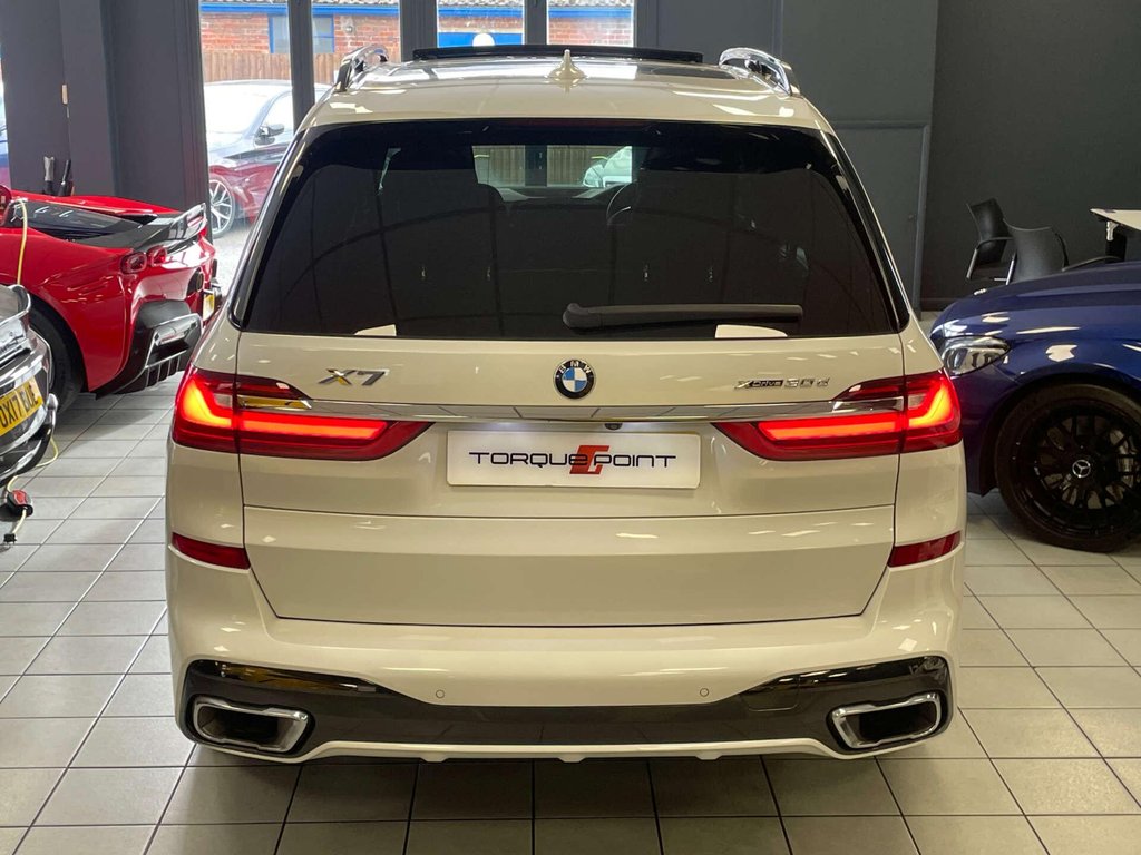 USED 2020 20 BMW X7 3.0 X7 xDrive 30d M Sport Auto 4WD 5dr FBMWSH + PAN ROOF + TECH PACK