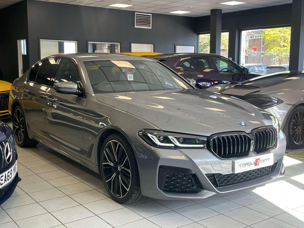 USED 2023 72 BMW 5 SERIES 3.0 530d xDrive M Sport MHEV Auto 4WD 4dr FBMWSH + HUD + HK + REV.CAM