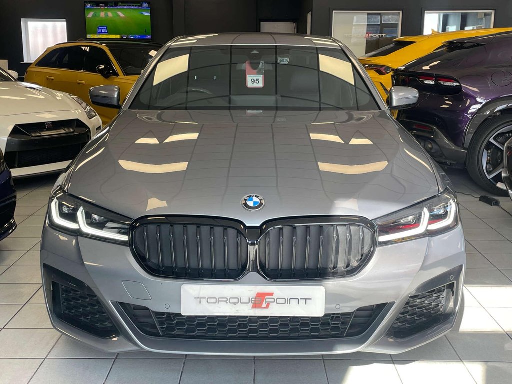 USED 2023 72 BMW 5 SERIES 3.0 530d xDrive M Sport MHEV Auto 4WD 4dr FBMWSH + HUD + HK + REV.CAM
