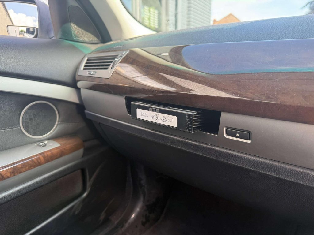 USED 2021 08 BMW 7 SERIES 4.8 750Li V8 Saloon 4dr Petrol Auto Euro 4 (367 ps) P/X TO CLEAR