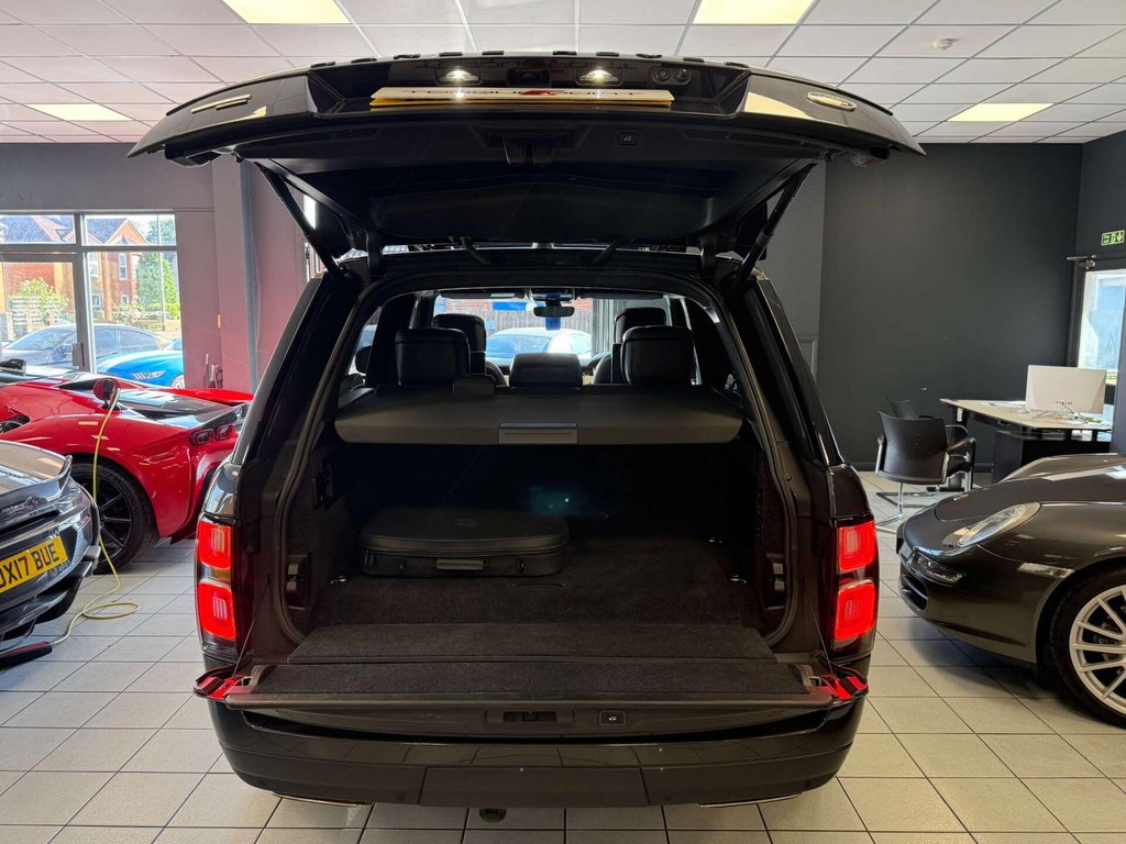 USED 2019 19 LAND ROVER RANGE ROVER 2.0 Range Rover Autobiography P400e Auto 4WD 5dr FSH + PAN ROOF + REAR ENT