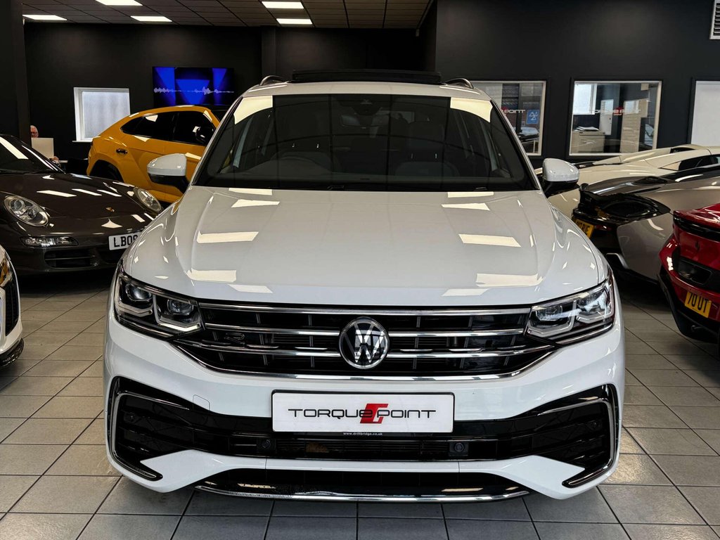 USED 2021 21 VOLKSWAGEN TIGUAN 2.0 Tiguan R-Line TDI 4Motion Semi-Auto 4WD 5dr VW WARRANTY + PAN ROOF
