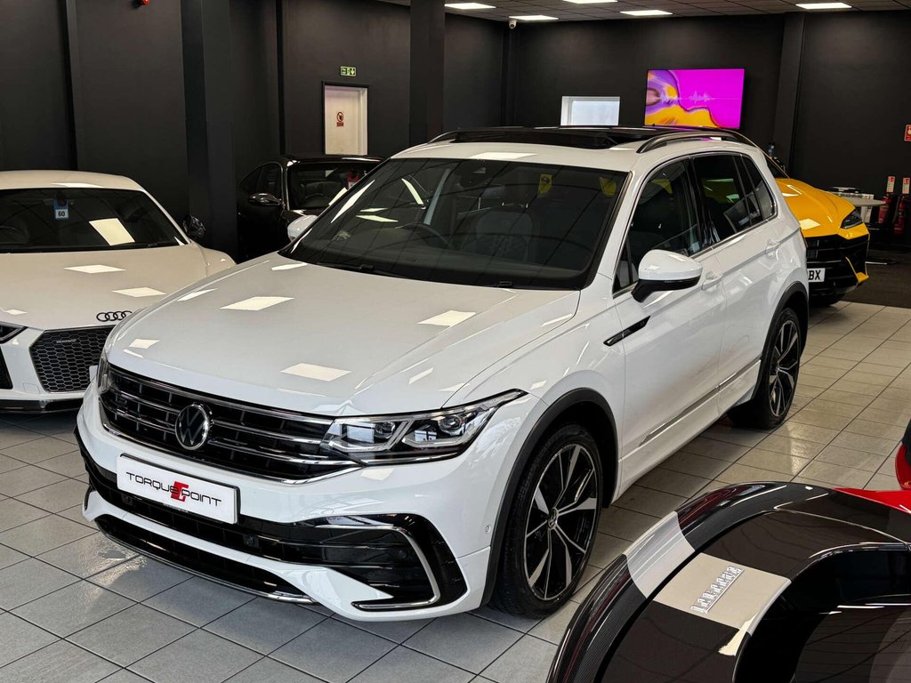 USED 2021 21 VOLKSWAGEN TIGUAN 2.0 Tiguan R-Line TDI 4Motion Semi-Auto 4WD 5dr VW WARRANTY + PAN ROOF