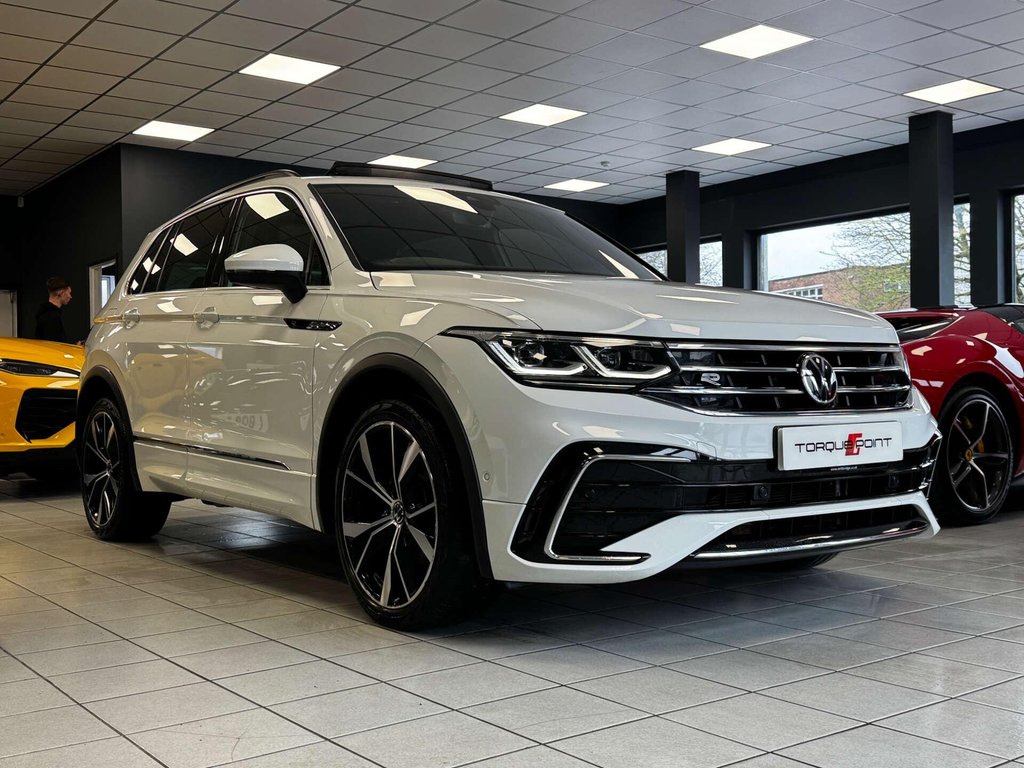 USED 2021 21 VOLKSWAGEN TIGUAN 2.0 Tiguan R-Line TDI 4Motion Semi-Auto 4WD 5dr VW WARRANTY + PAN ROOF