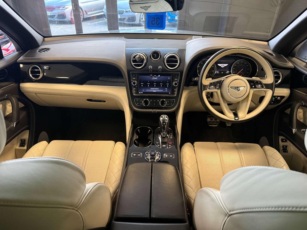 USED 2016 16 BENTLEY BENTAYGA 6.0 Bentayga W12 Auto 4WD 5dr PAN ROOF + 360 CAM + FRONT PPF