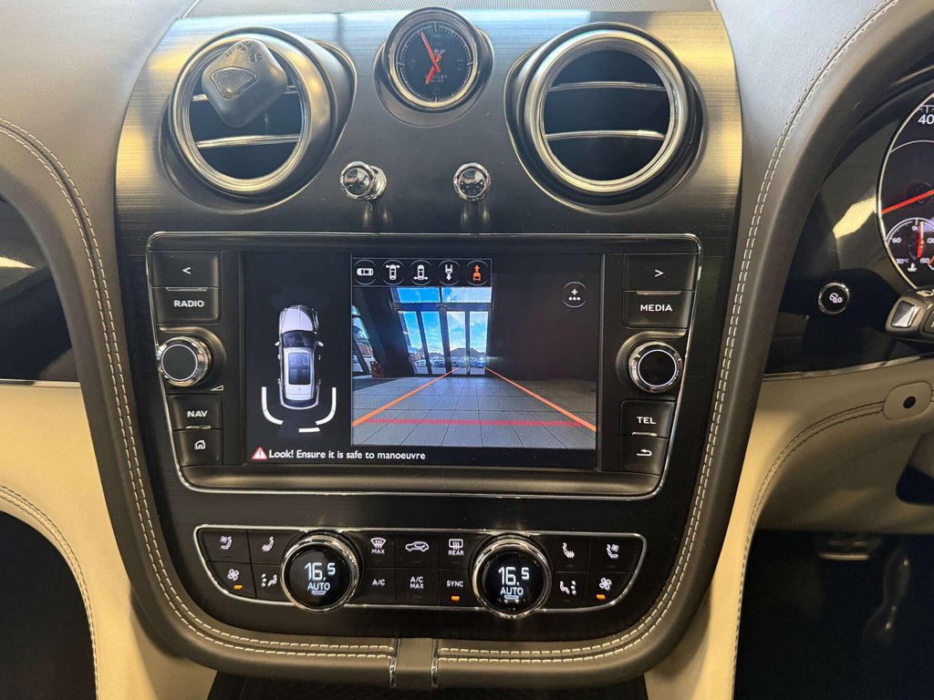 USED 2016 16 BENTLEY BENTAYGA 6.0 Bentayga W12 Auto 4WD 5dr PAN ROOF + 360 CAM + FRONT PPF