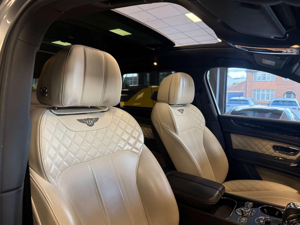 USED 2016 16 BENTLEY BENTAYGA 6.0 Bentayga W12 Auto 4WD 5dr PAN ROOF + 360 CAM + FRONT PPF