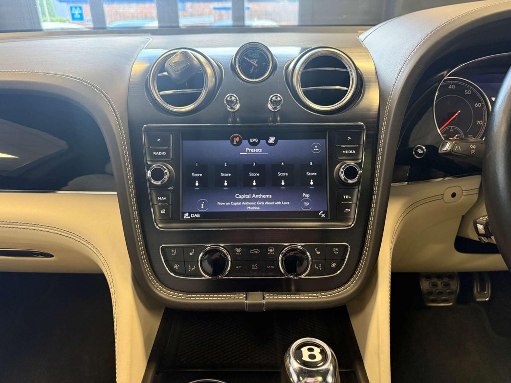 USED 2016 16 BENTLEY BENTAYGA 6.0 Bentayga W12 Auto 4WD 5dr PAN ROOF + 360 CAM + FRONT PPF