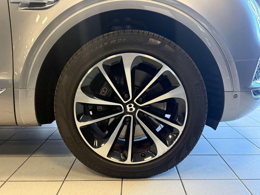 USED 2016 16 BENTLEY BENTAYGA 6.0 Bentayga W12 Auto 4WD 5dr PAN ROOF + 360 CAM + FRONT PPF