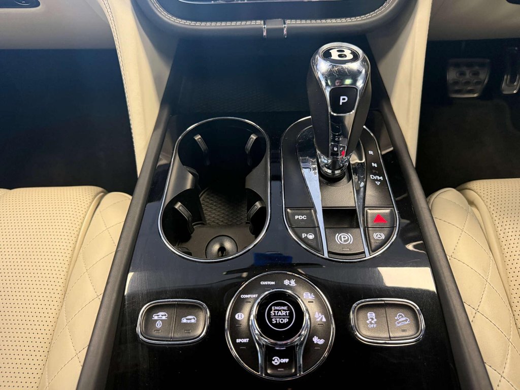 USED 2016 16 BENTLEY BENTAYGA 6.0 Bentayga W12 Auto 4WD 5dr PAN ROOF + 360 CAM + FRONT PPF