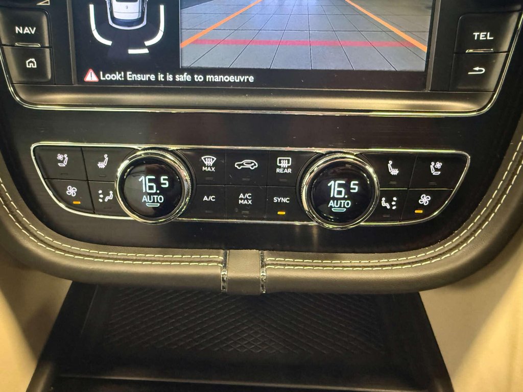 USED 2016 16 BENTLEY BENTAYGA 6.0 Bentayga W12 Auto 4WD 5dr PAN ROOF + 360 CAM + FRONT PPF