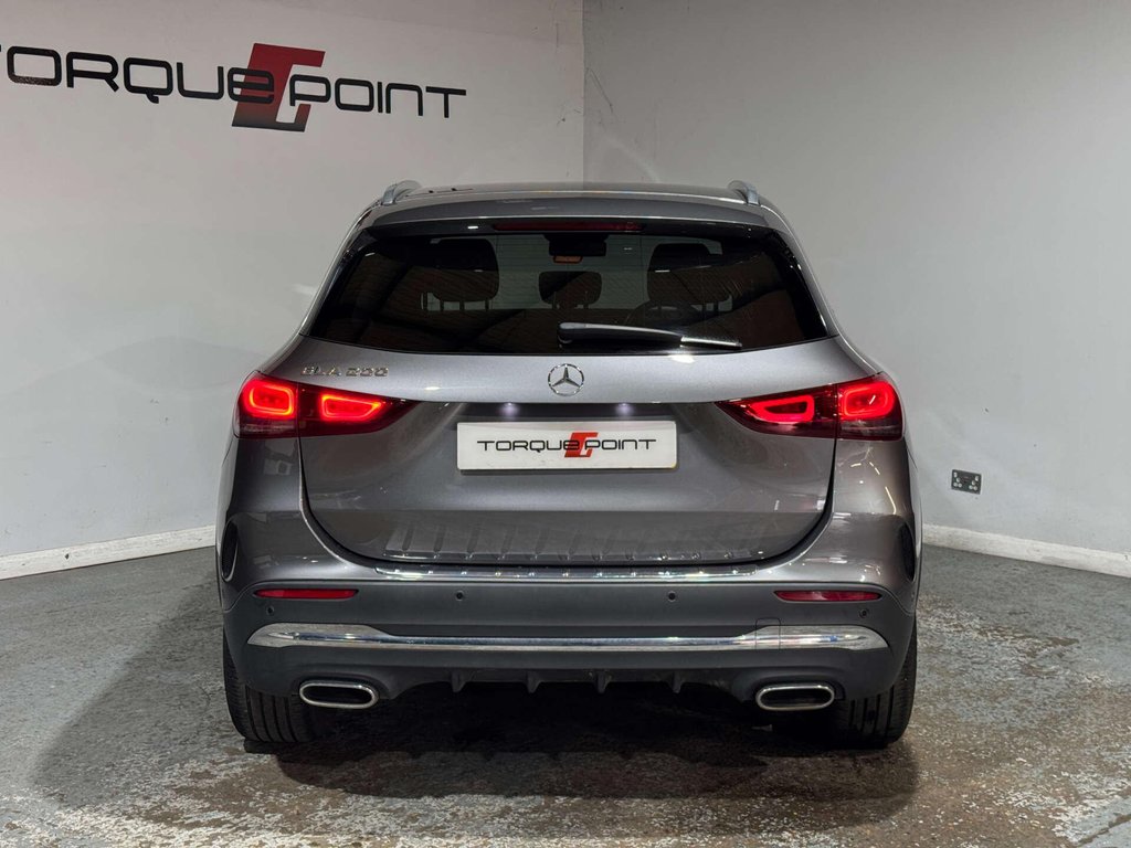 USED 2020 70 MERCEDES-BENZ GLA 1.3 GLA 200 AMG Line Premium Auto 5dr SH + REV.CAM + AMBIENT LIGHTIN