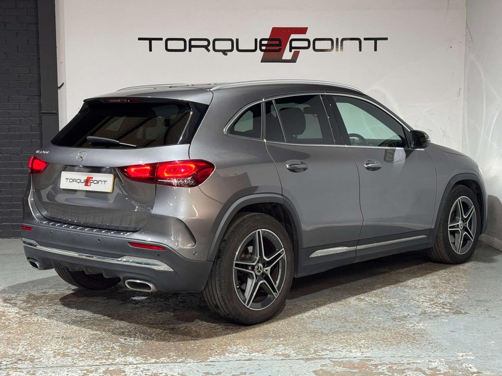 USED 2020 70 MERCEDES-BENZ GLA 1.3 GLA 200 AMG Line Premium Auto 5dr SH + REV.CAM + AMBIENT LIGHTIN
