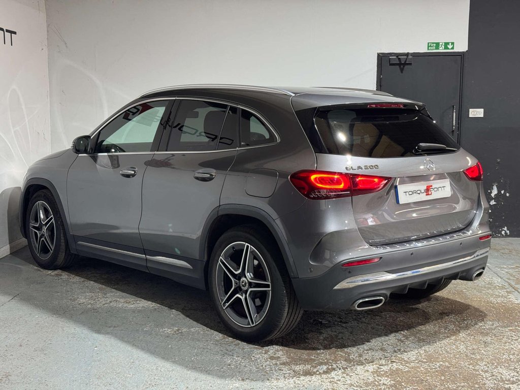 USED 2020 70 MERCEDES-BENZ GLA 1.3 GLA 200 AMG Line Premium Auto 5dr SH + REV.CAM + AMBIENT LIGHTIN