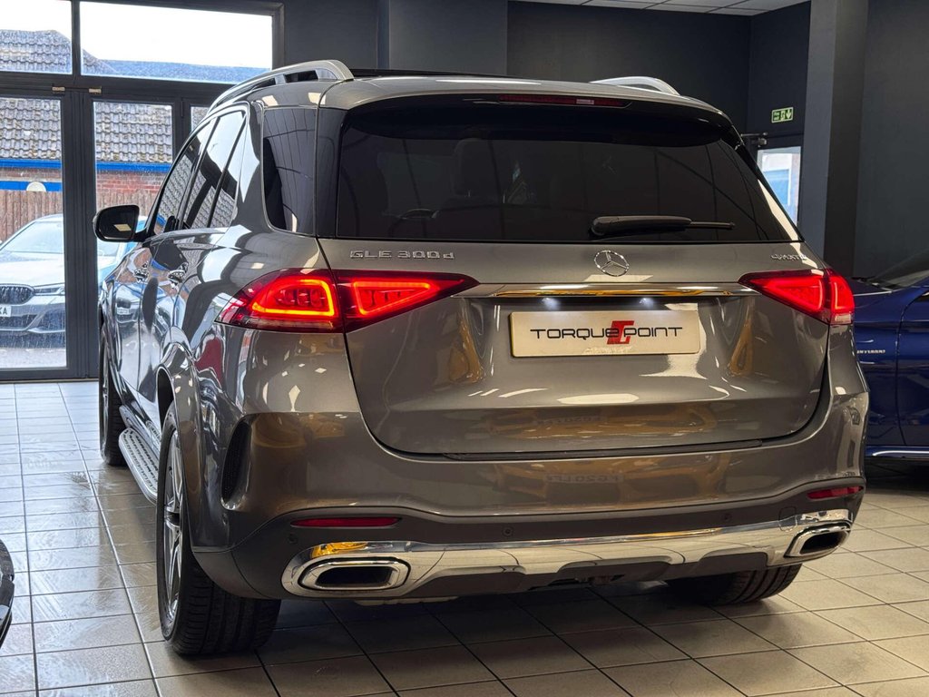 USED 2020 70 MERCEDES-BENZ GLE 2.0 GLE 300 AMG Line Premium+ D 4Matic Auto 4WD 5dr FSH + PAN ROOF + TOWBAR