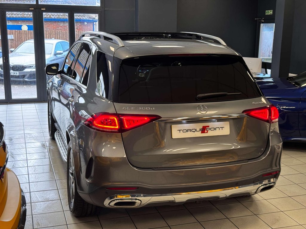 USED 2020 70 MERCEDES-BENZ GLE 2.0 GLE 300 AMG Line Premium+ D 4Matic Auto 4WD 5dr FSH + PAN ROOF + TOWBAR
