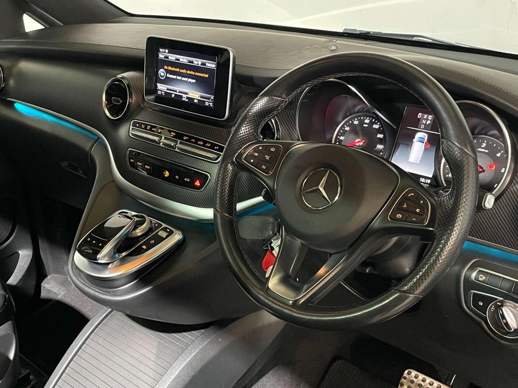USED 2019 19 MERCEDES-BENZ V-CLASS 2.0 V 220 D AMG Line Auto 5dr SH + PAN.ROOF + 360 CAM