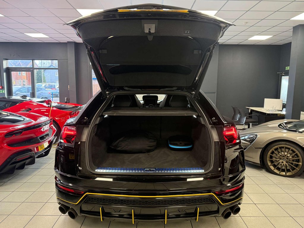 USED 2020 70 LAMBORGHINI URUS V8 AUTO FULL PPF + PAN ROOF + WARRANTY