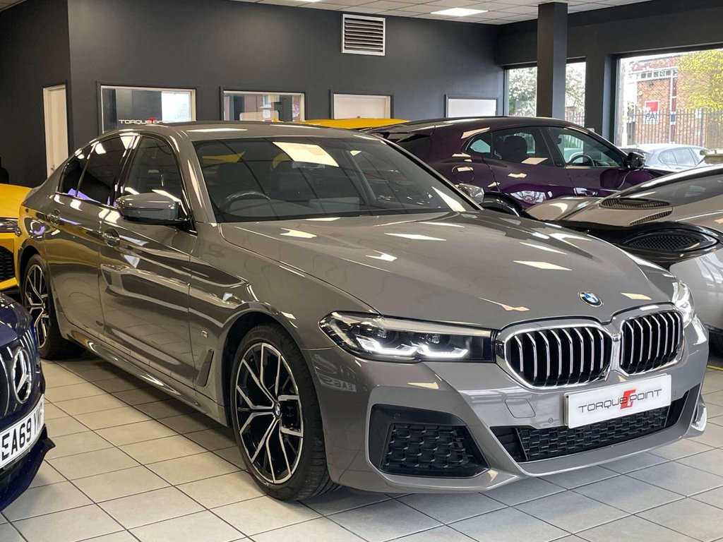 USED 2021 71 BMW 5 SERIES 2.0 520d xDrive M Sport MHEV Auto 4WD 4dr FSH + COMFORT PACK