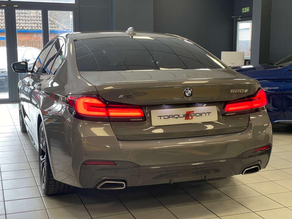 USED 2021 71 BMW 5 SERIES 2.0 520d xDrive M Sport MHEV Auto 4WD 4dr FSH + COMFORT PACK