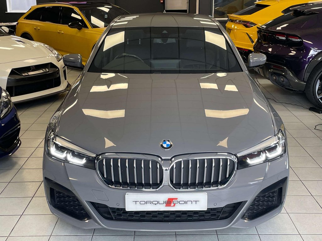 USED 2021 71 BMW 5 SERIES 2.0 520d xDrive M Sport MHEV Auto 4WD 4dr FSH + COMFORT PACK