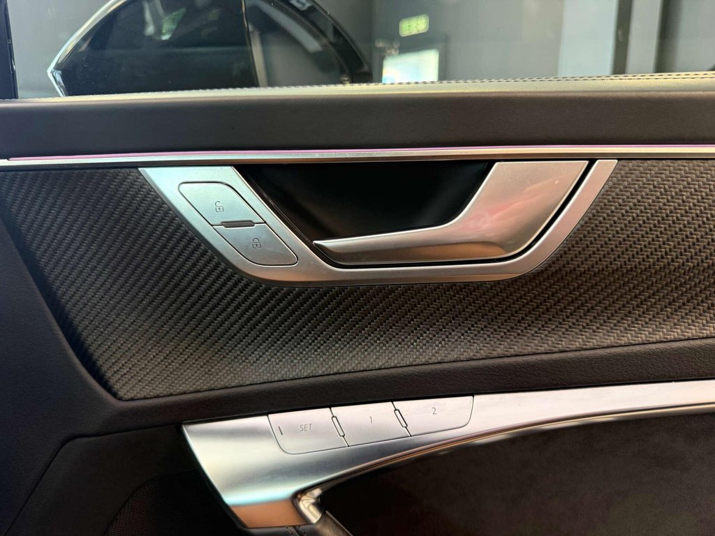 USED 2020 20 AUDI RS 6 4.0 RS 6 Carbon Black TFSI MHEV Quattro Auto 4WD 5dr FSH + AKROPOVIC EXHAUST + PANO