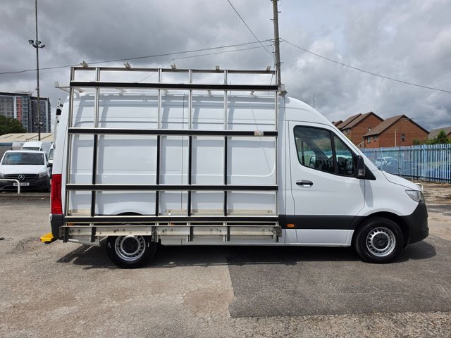 View our MERCEDES-BENZ SPRINTER