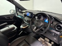 USED 2025 22 MERCEDES-BENZ V 220 2.2L **7 SEATS - PAN ROOF - 360 CAMERA**
