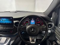 USED 2025 22 MERCEDES-BENZ V 220 2.2L **7 SEATS - PAN ROOF - 360 CAMERA**