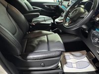 USED 2025 22 MERCEDES-BENZ V 220 2.2L **7 SEATS - PAN ROOF - 360 CAMERA**