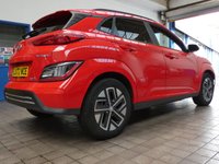 USED 2023 72 HYUNDAI KONA 64kWh Premium SUV 5dr Electric Auto (10.5kW Charger) (204 ps) 1 Owner. Full service history, Battery Heater, Android Auto, Apple Car Play, Adaptive Cruise Control, DAB, Privacy Glass.