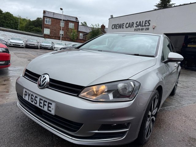 View our VOLKSWAGEN GOLF