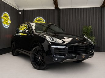 2014 PORSCHE CAYENNE