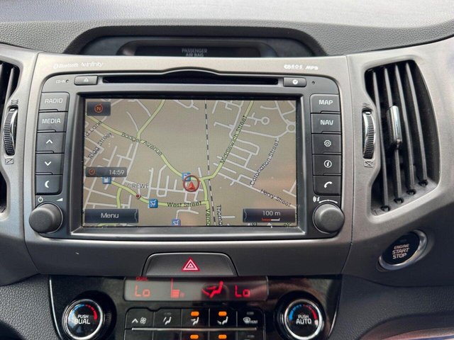 View our KIA SPORTAGE