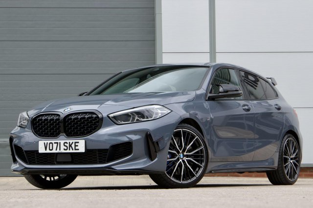 View our BMW 1 SERIES