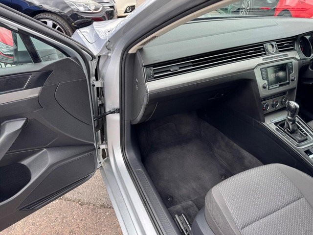 View our VOLKSWAGEN PASSAT