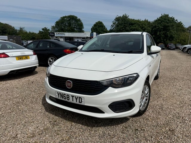 View our Fiat Tipo 1.4 MPI Easy Hatchback 5dr Petrol Manual Euro 6 (95 ps)